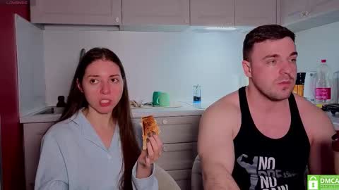 Julia and Mira online show from January 18, 2026, 7:28 pm