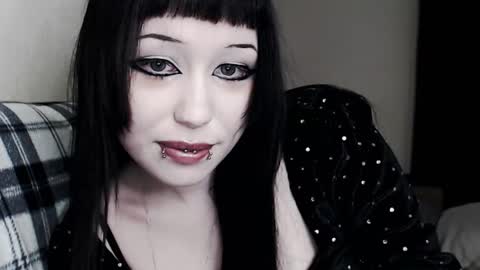 Snapshot of iiiiiiis chatting on October 18, 2025, 11:16 pm iiiiiiis online show from October 18, 2025, 11:16 pm