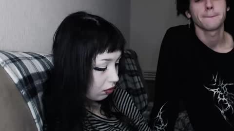 Snapshot of iiiiiiis chatting on October 19, 2025, 5:35 pm iiiiiiis online show from October 19, 2025, 5:35 pm