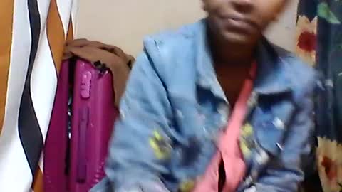 iiiirasoa online show from June 24, 2026, 4:44 am