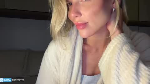 Ivy online show from October 27, 2025, 11:09 pm