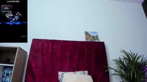 Snapshot of iizuune_croft chatting on November 2, 2025, 9:22 am DAHIAN online show from November 2, 2025, 9:22 am