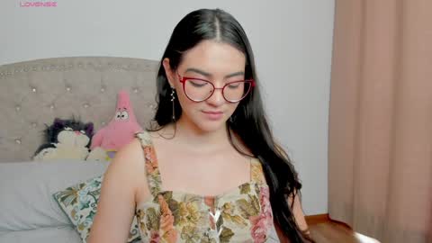 Snapshot of iki_mei chatting on February 7, 2025, 7:59 pm Maria online show from February 7, 2025, 7:59 pm