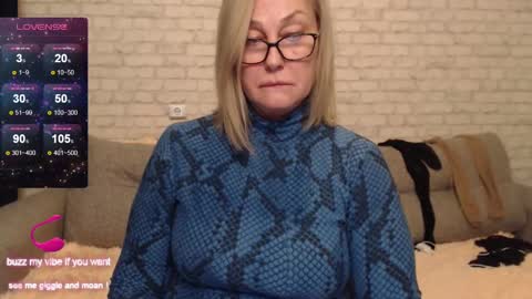 IlariaCetoi online show from January 6, 2025, 4:23 pm