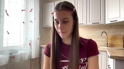 Sophie online show from March 12, 2026, 8:09 am