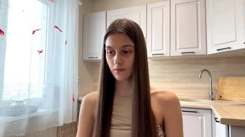 Sophie online show from March 20, 2026, 9:03 am