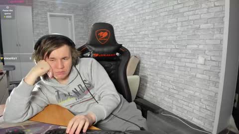iliaskris online show from February 23, 2025, 8:55 pm
