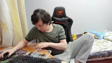 Snapshot of iliaskrislove chatting on September 14, 2025, 8:52 pm iliaskris online show from September 14, 2025, 8:52 pm