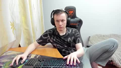 iliaskris online show from November 9, 2025, 12:09 am