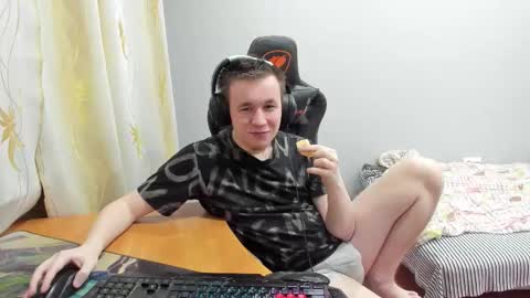 iliaskris online show from November 22, 2025, 8:30 pm