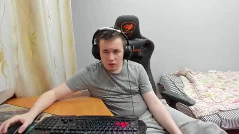 iliaskris online show from November 25, 2025, 3:56 pm