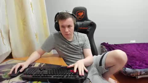 iliaskris online show from December 16, 2025, 3:22 am