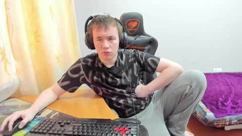 iliaskris online show from December 22, 2025, 10:23 am