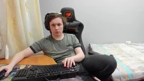 iliaskris online show from March 5, 2026, 2:51 am