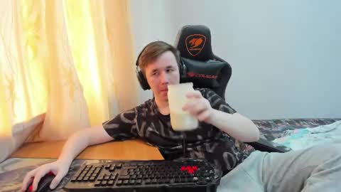 iliaskris online show from June 11, 2026, 2:53 am