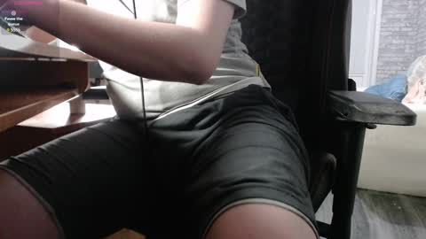 Snapshot of iliaskrisloveee chatting on February 17, 2025, 7:53 pm lord online show from February 17, 2025, 7:53 pm