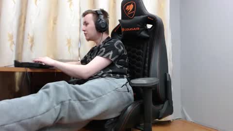 lord online show from November 19, 2025, 4:34 am