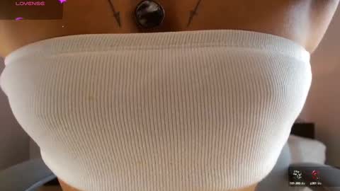 ilitzy cardona online show from September 25, 2025, 8:12 pm