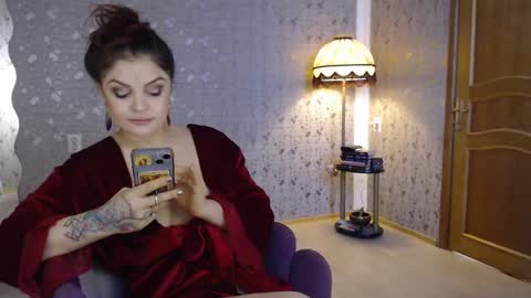 Adelia online show from February 14, 2025, 7:28 am