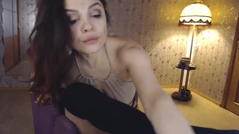Adelia online show from March 5, 2025, 6:12 pm
