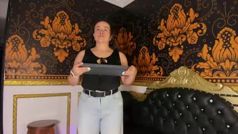LILY online show from May 12, 2026, 11:07 am
