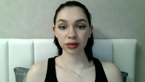 Ilona online show from July 5, 2026, 4:36 pm