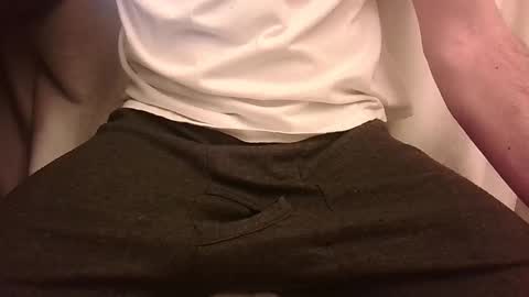 illubricat online show from December 30, 2024, 6:27 pm