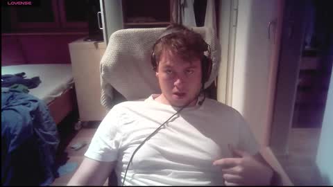 Snapshot of iloveyoutoo2000 chatting on October 8, 2025, 5:54 pm iloveyoutoo2000 online show from October 8, 2025, 5:54 pm