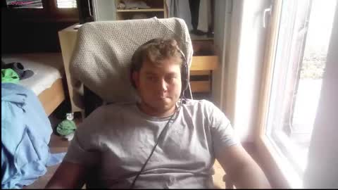 Snapshot of iloveyoutoo2000 chatting on October 10, 2025, 12:26 pm iloveyoutoo2000 online show from October 10, 2025, 12:26 pm