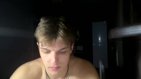 Snapshot of ilyahrr chatting on March 11, 2026, 10:38 pm ilyahrr online show from March 11, 2026, 10:38 pm