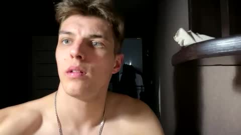 Snapshot of ilyahrr chatting on March 25, 2026, 9:10 pm ilyahrr online show from March 25, 2026, 9:10 pm