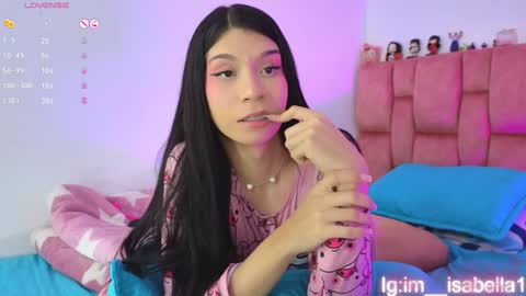 Snapshot of im__isabella chatting on December 24, 2024, 4:44 am Isa Vasquez online show from December 24, 2024, 4:44 am