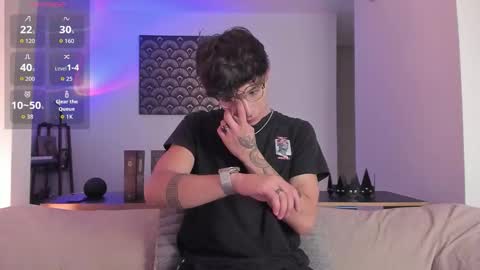 IM  THOMAS online show from December 19, 2025, 2:40 am