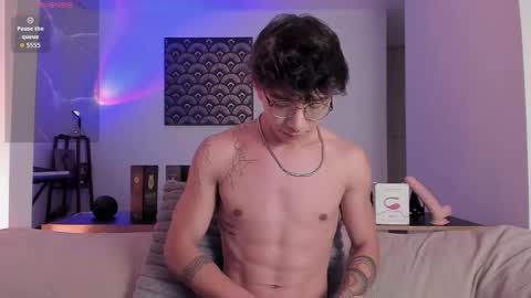 IM  THOMAS online show from December 21, 2025, 2:19 am