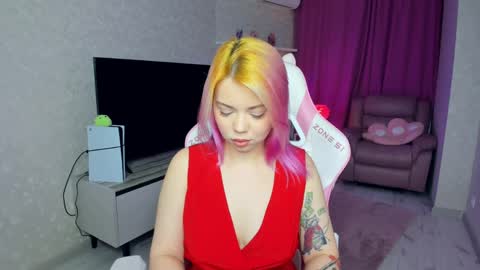 Roxy online show from May 18, 2026, 7:20 pm