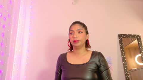 Snapshot of im_anna_ chatting on October 31, 2025, 12:06 pm im_anna_ online show from October 31, 2025, 12:06 pm