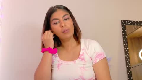 Snapshot of im_anna_ chatting on November 9, 2025, 5:22 pm im_anna_ online show from November 9, 2025, 5:22 pm