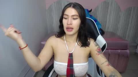 Snapshot of im_anny_t chatting on October 31, 2025, 12:50 pm Anny online show from October 31, 2025, 12:50 pm