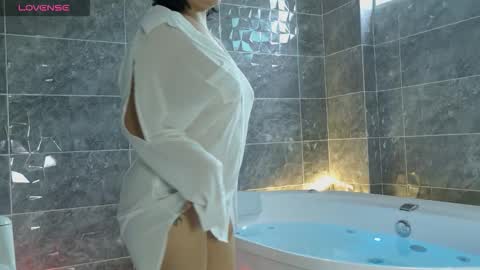 aurora online show from December 14, 2025, 9:08 pm