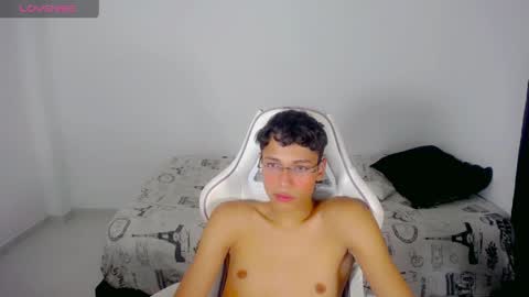 Snapshot of im_david01 chatting on May 21, 2026, 11:34 pm im_david01 online show from May 21, 2026, 11:34 pm