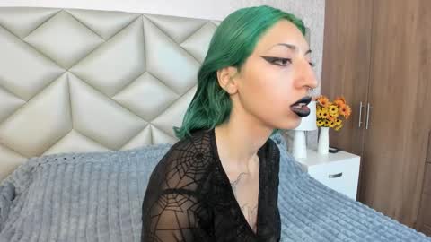 Snapshot of im_gaia chatting on September 16, 2025, 12:28 pm  Im Gaia online show from September 16, 2025, 12:28 pm