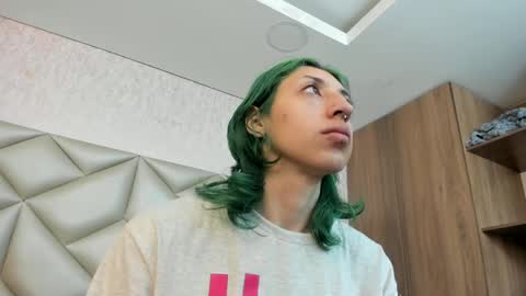  Im Gaia online show from November 9, 2025, 12:03 pm