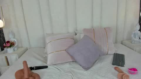 im_genesis online show from January 18, 2026, 8:45 pm