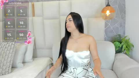 Snapshot of im_isabella1 chatting on April 1, 2026, 5:41 am im_isabella1 online show from April 1, 2026, 5:41 am