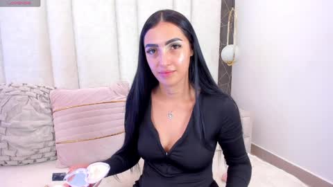 Snapshot of im_isabella1 chatting on April 3, 2026, 5:16 am im_isabella1 online show from April 3, 2026, 5:16 am