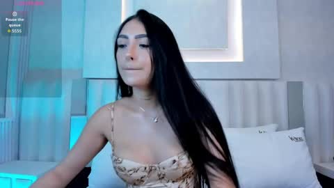 Snapshot of im_isabella1 chatting on May 15, 2026, 9:22 pm im_isabella1 online show from May 15, 2026, 9:22 pm
