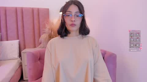 Lilyy  online show from April 7, 2026, 1:33 pm