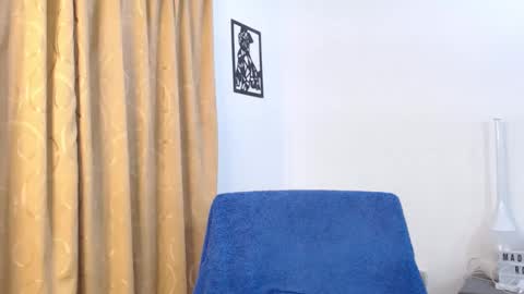 Snapshot of im_madissonwell chatting on February 25, 2025, 2:54 pm im madissonwell online show from February 25, 2025, 2:54 pm