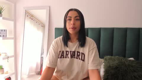 maite  online show from March 10, 2025, 3:41 pm