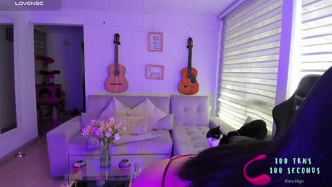 im_mariana online show from April 30, 2026, 8:26 pm